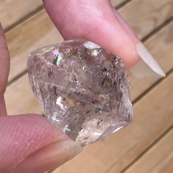 Herkimer diamond double terminated, rainbow inclusions, storykeeper crystal - Picture 2 of 7